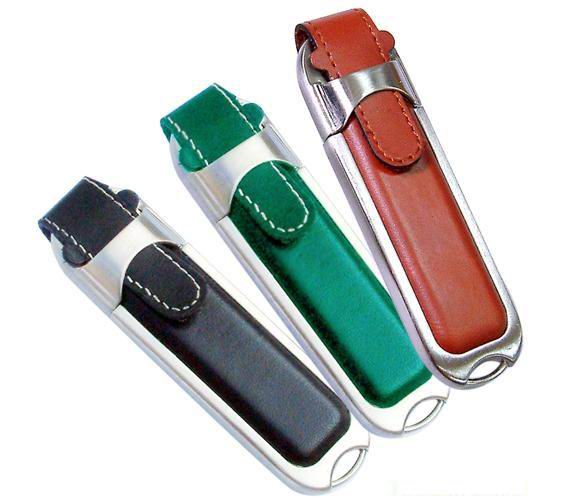 MUT008 Leather USB Flash Drives